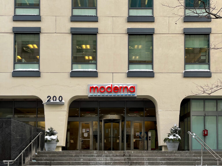 Moderna mFLUSIVA FDA Approval: Moderna Receives U.S. FDA Approval for Seasonal Influenza Vaccine mFLUSIVA